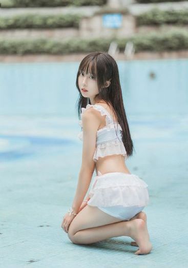 美丽的小蜜桃在线播放