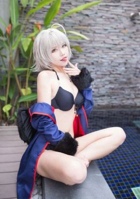 邻居的老婆