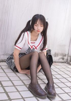 人皮客栈在线观看